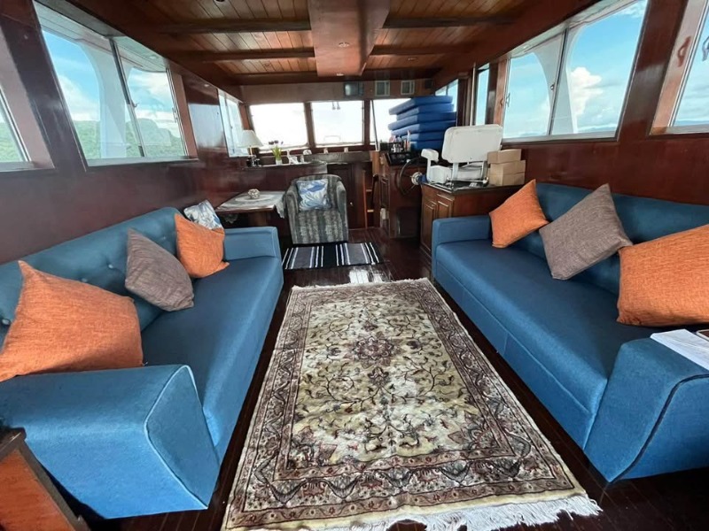 
								Classic Trawler 2010 full									